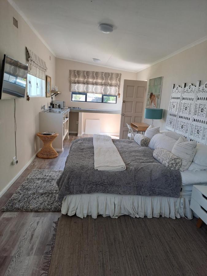 Milky Way Hotel Hermanus Exterior foto